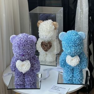 Online celebrity Immortal Flower Violent Bear Tide Play with Ornaments; Qixi Gives Girlfriend Roses; Real Flower Ornaments