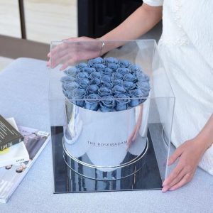 Qixi gift: eternal flowers, roses, holding bucket, flower box, gift for girlfriend's birthday proposal, anniversary gift